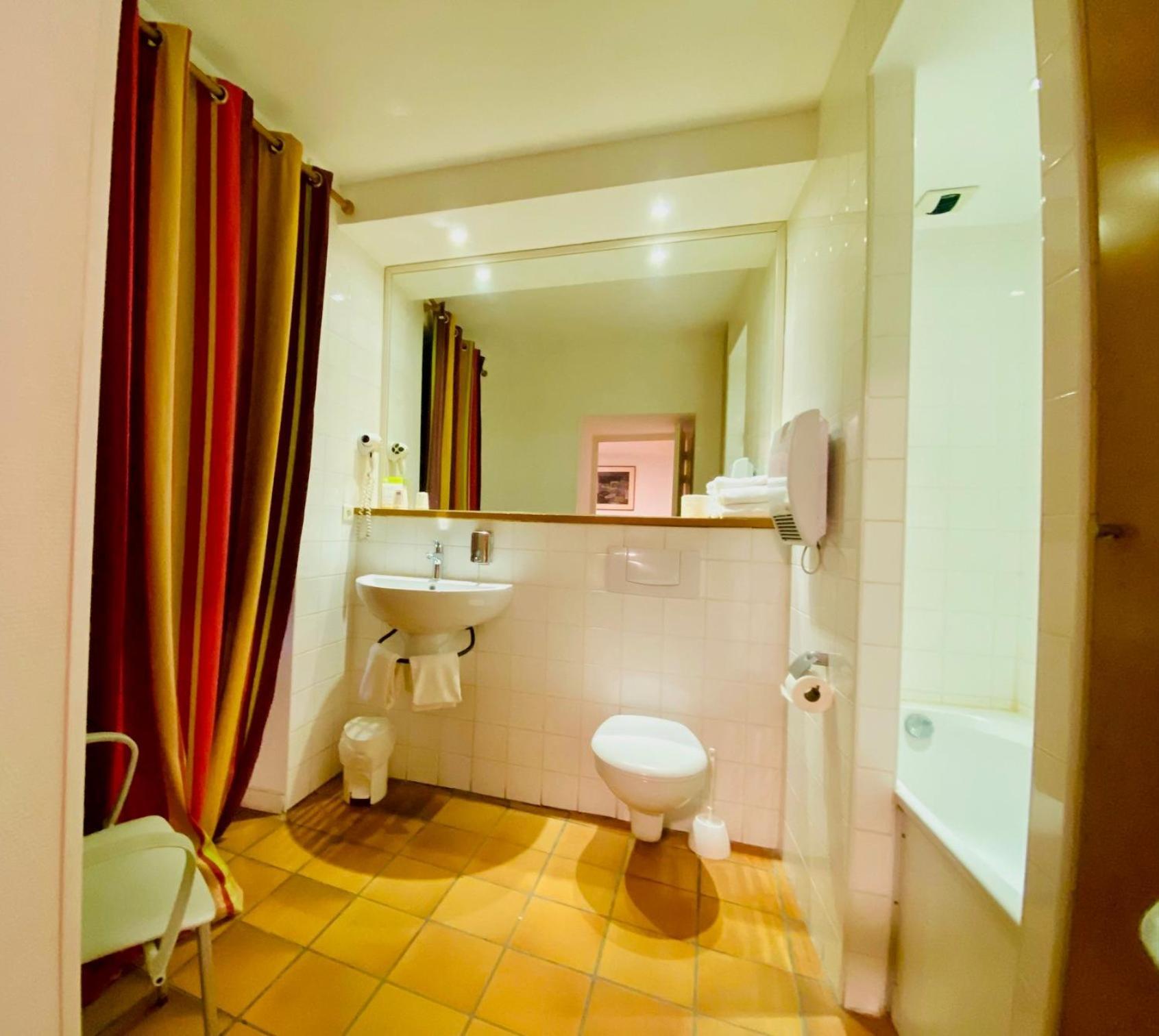 Hotel Des Templiers Collioure Esterno foto